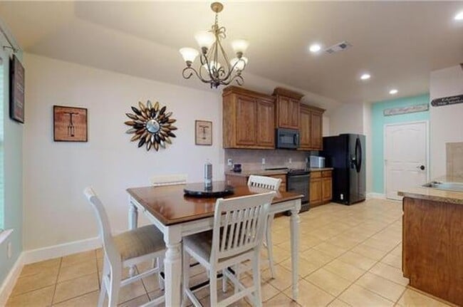 Building Photo - 1828 Marlin Dr