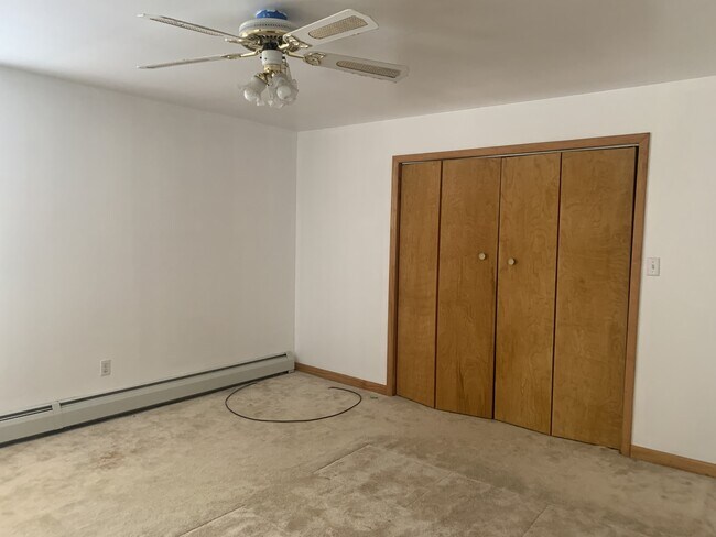 Building Photo - 607 E Mahoning St