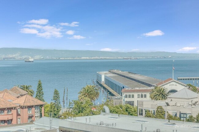 Building Photo - 219 Brannan St