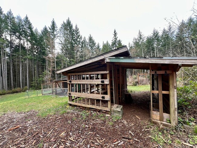 Building Photo - PENDING APPLICATION; Private 5 Acres