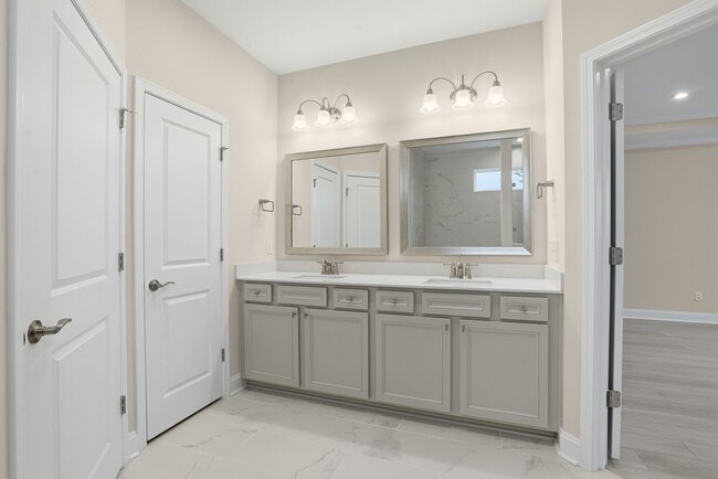 Building Photo - 3-Bed Corner Lot Home in Waterways Community