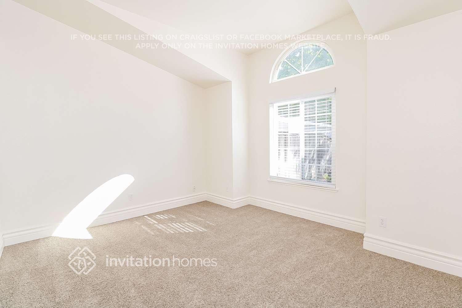 Building Photo - 8101 Bonelli Ct