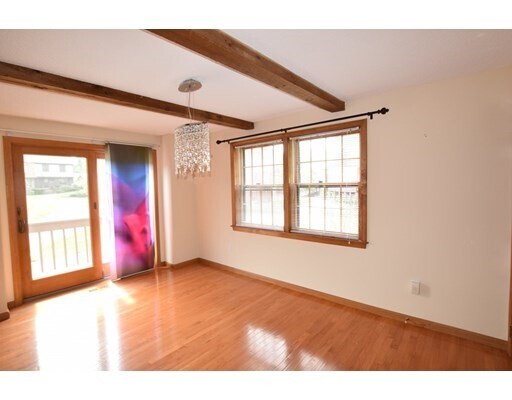 Building Photo - E52 Scotty Hollow Dr