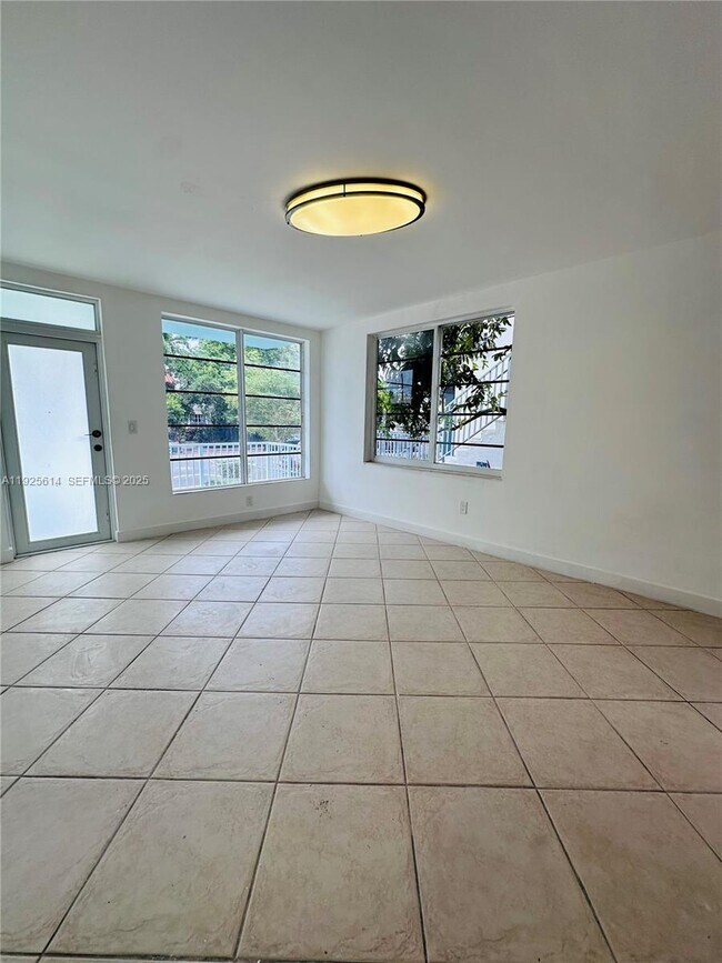 Building Photo - 1150 Euclid Ave