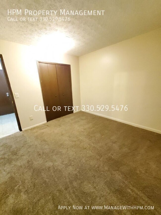 Building Photo - 417 Sherman St