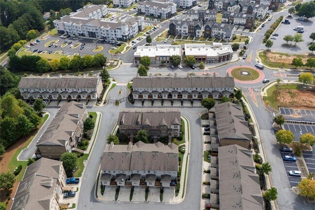 Building Photo - 1097 Township Square