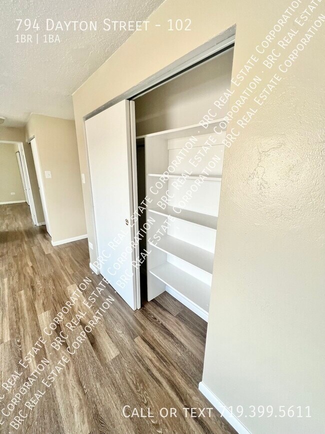 Building Photo - 794 Dayton St