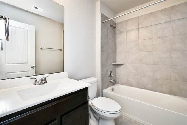 Building Photo - 29622 Breakwater Dr