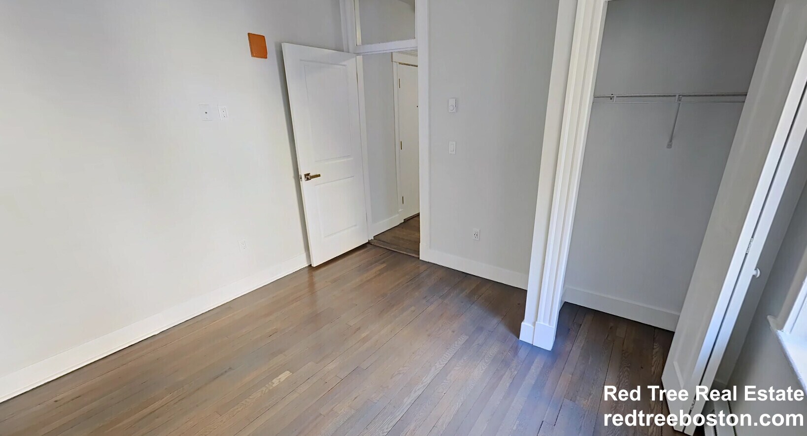 Building Photo - 77 Park Dr