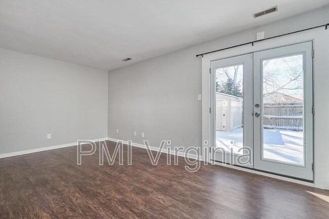 Building Photo - 4081 Concordia Way