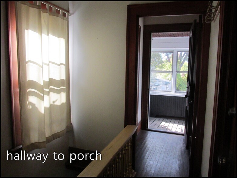 Building Photo - 132 N Winooski Ave