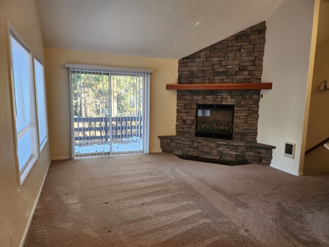 Building Photo - Available until April 1st, 2026 - River Me...
