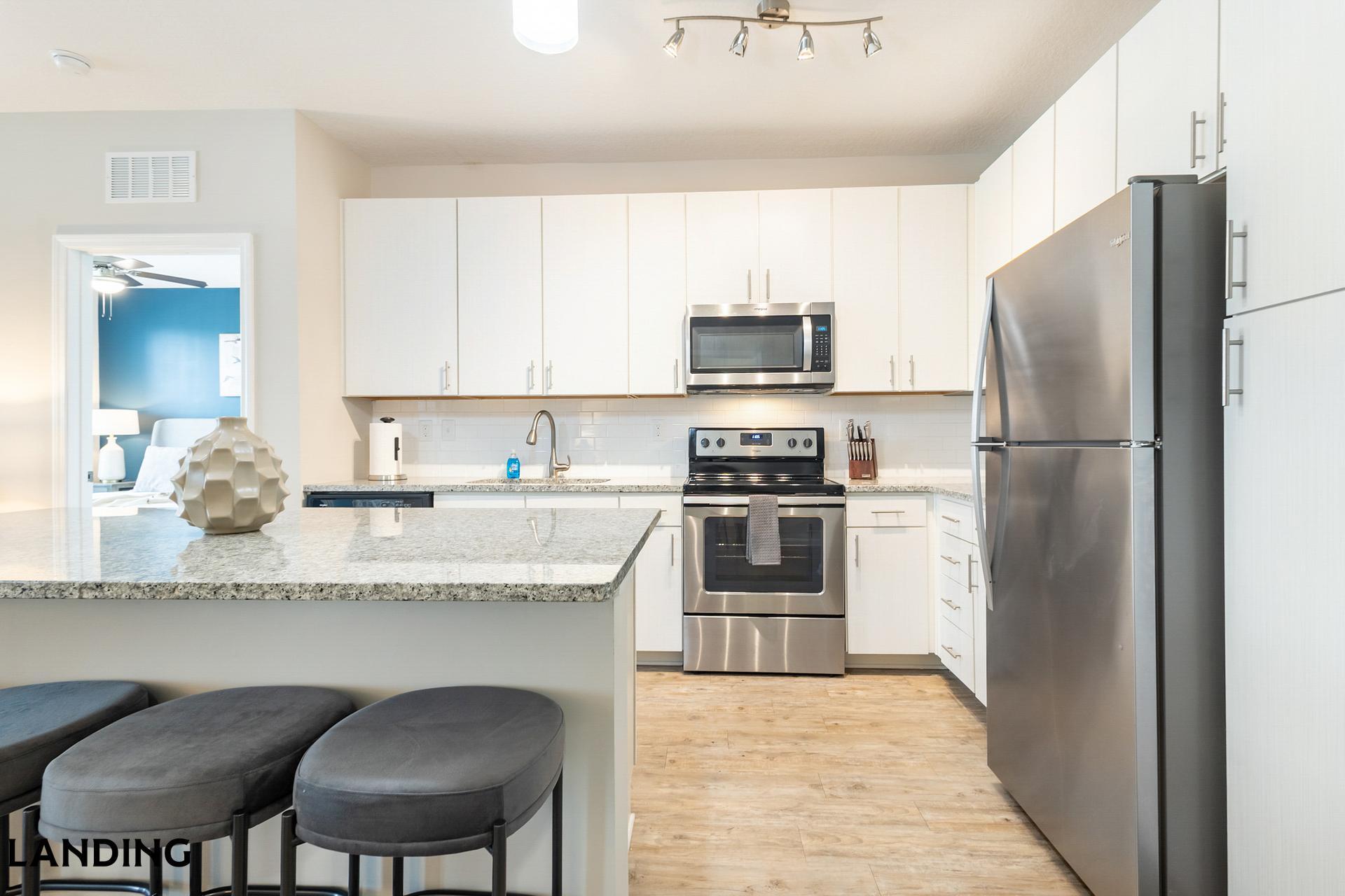 Building Photo - 2300 Tapestry Park Dr