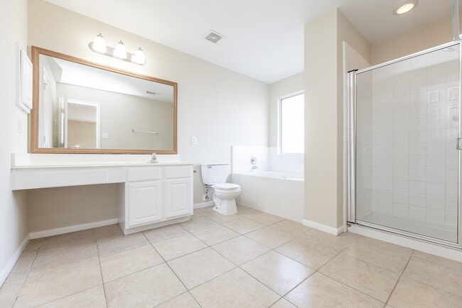 Building Photo - 15831 Crooked Arrow Dr