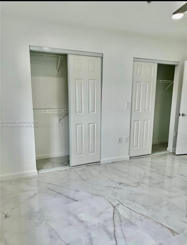 Building Photo - 2113 Renaissance Blvd