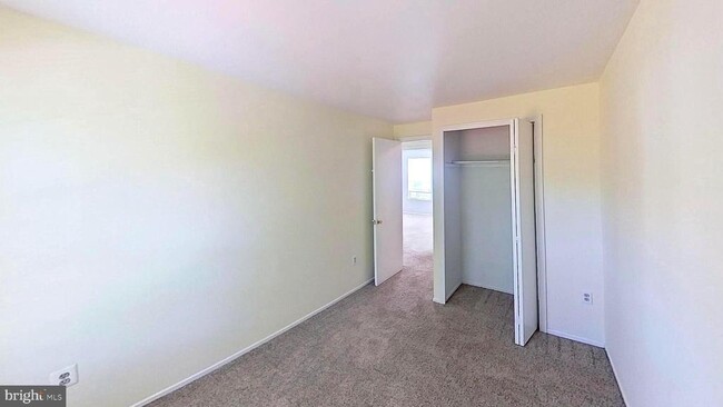 Building Photo - 3699 Kempsford Field Pl