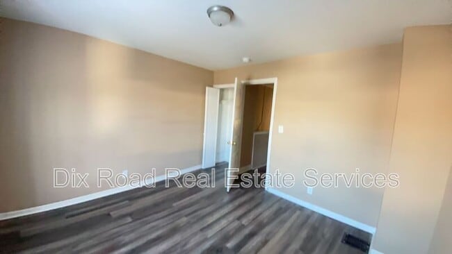 Building Photo - 1503 Smith Ave