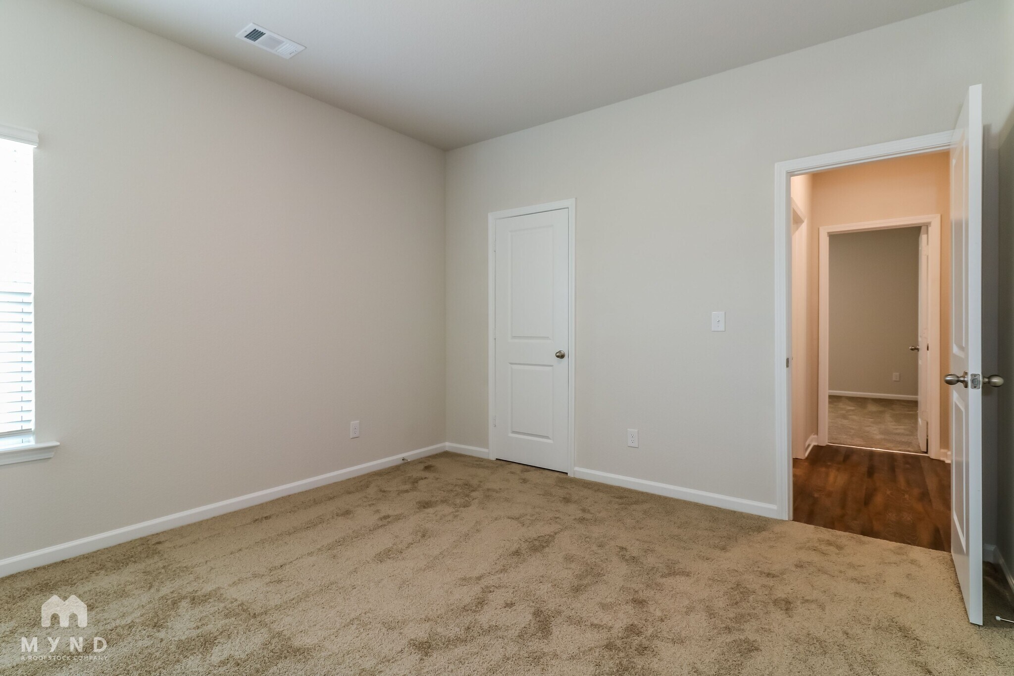 Building Photo - 3359 Bridgewood Dr