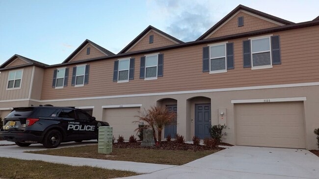 Building Photo - 3723 Academia Ave