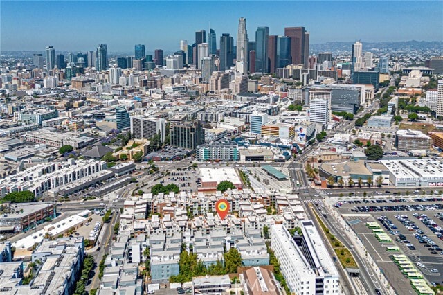 Building Photo - 100 S Alameda St