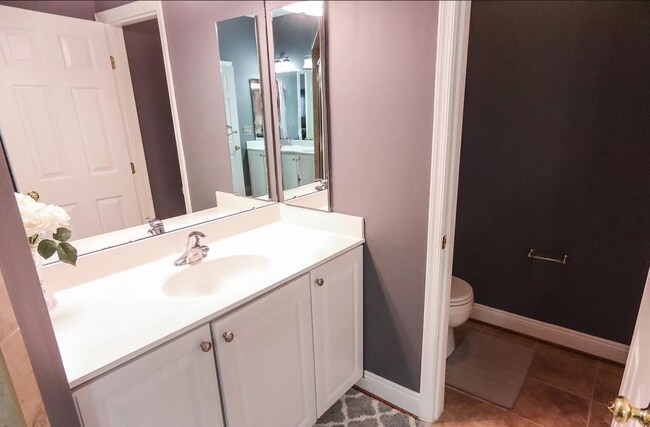 MBR Bathroom - 41849 Inspiration Ter