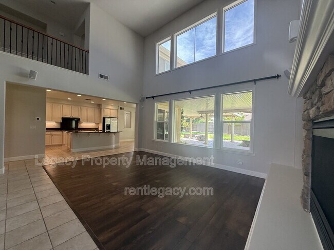 Building Photo - 8843 Latigo Ct