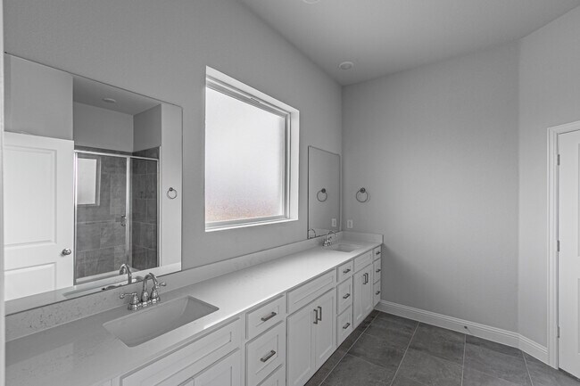 Building Photo - 316 Amenduni Ln