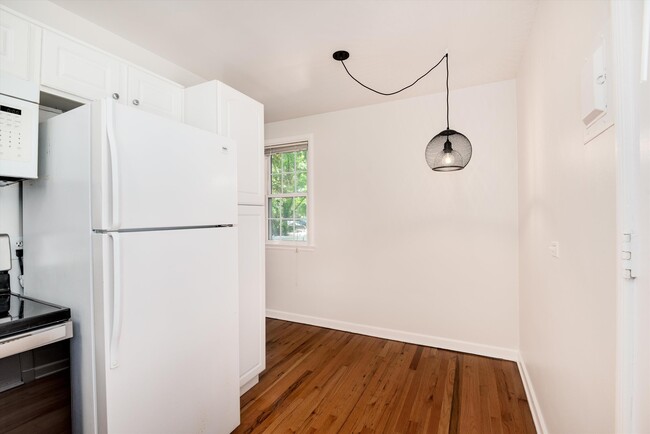 Building Photo - 1267 Leyden St