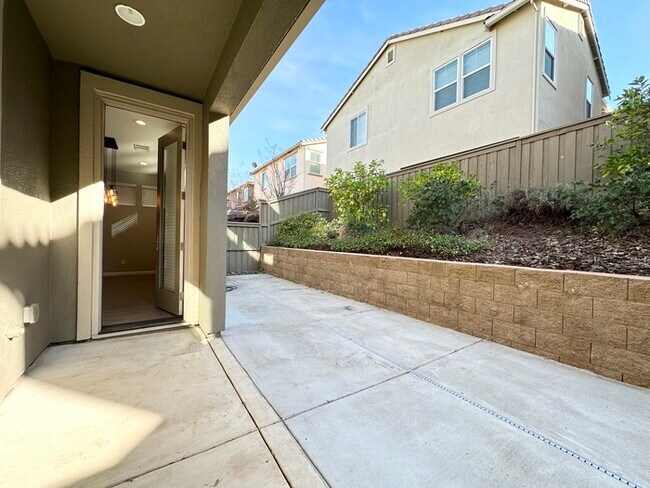 Building Photo - 6025 Palermo Way