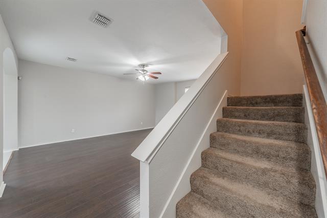 Building Photo - 5446 Prairie Ln