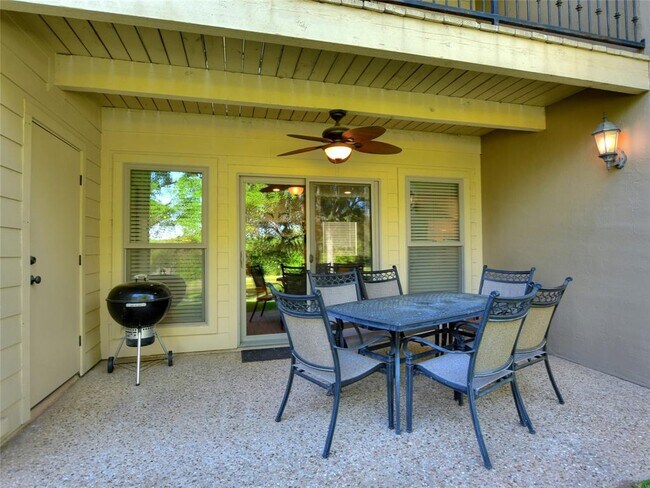 Building Photo - 222 Lido St