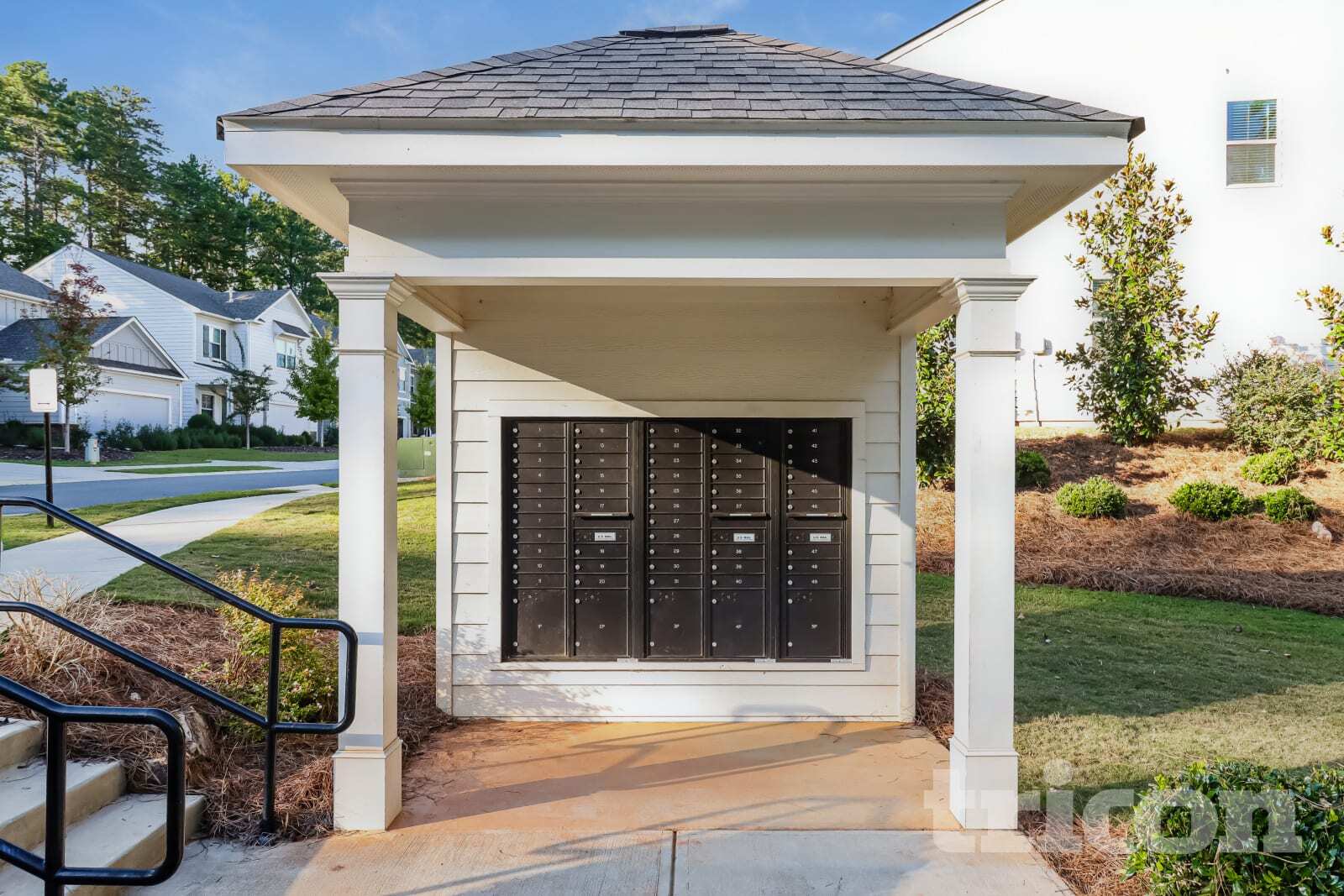 Building Photo - 203 Chapelcrest Ln