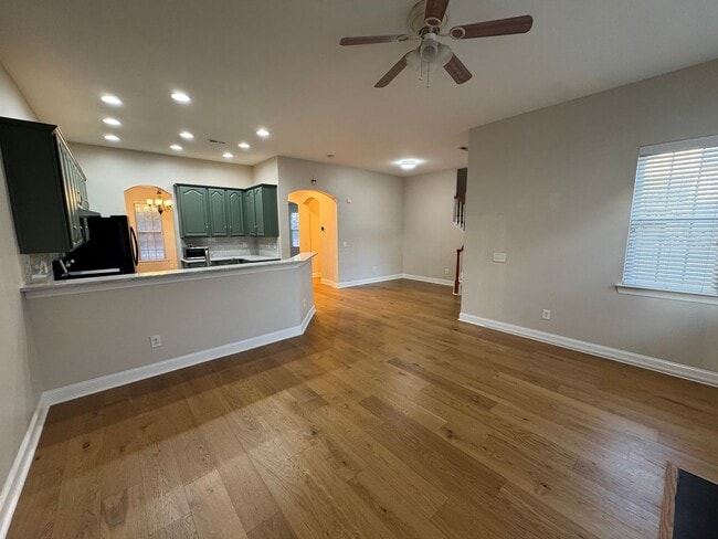 Building Photo - Beautiful 3BR/2.5BA Home in the Ballantyne Area; Great Schools!; Lawn Maintenance Covered