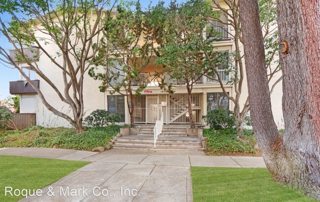 Building Photo - 1 br, 1 bath Apartment - 1002 12th Street ...