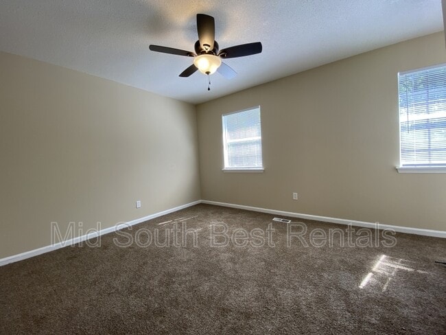 Building Photo - 2014 Scotty Ct