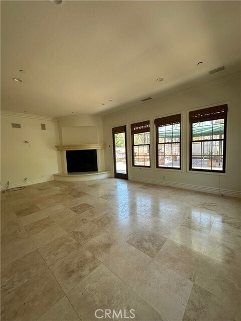 Building Photo - 25351 Mustang Dr