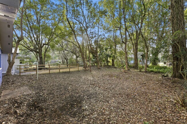 Building Photo - Beautiful, renovated 3 bedroom 1 bath home