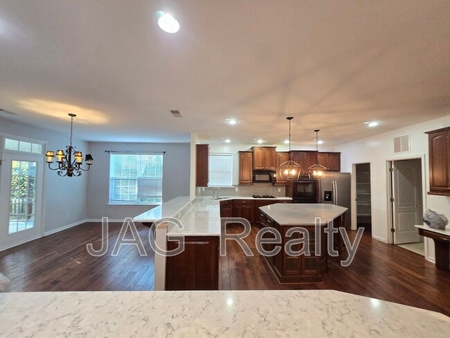 Building Photo - 3084 Sycamore Point Tr