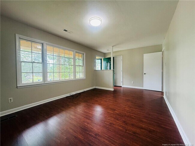 Building Photo - 5325 Trampas Ct
