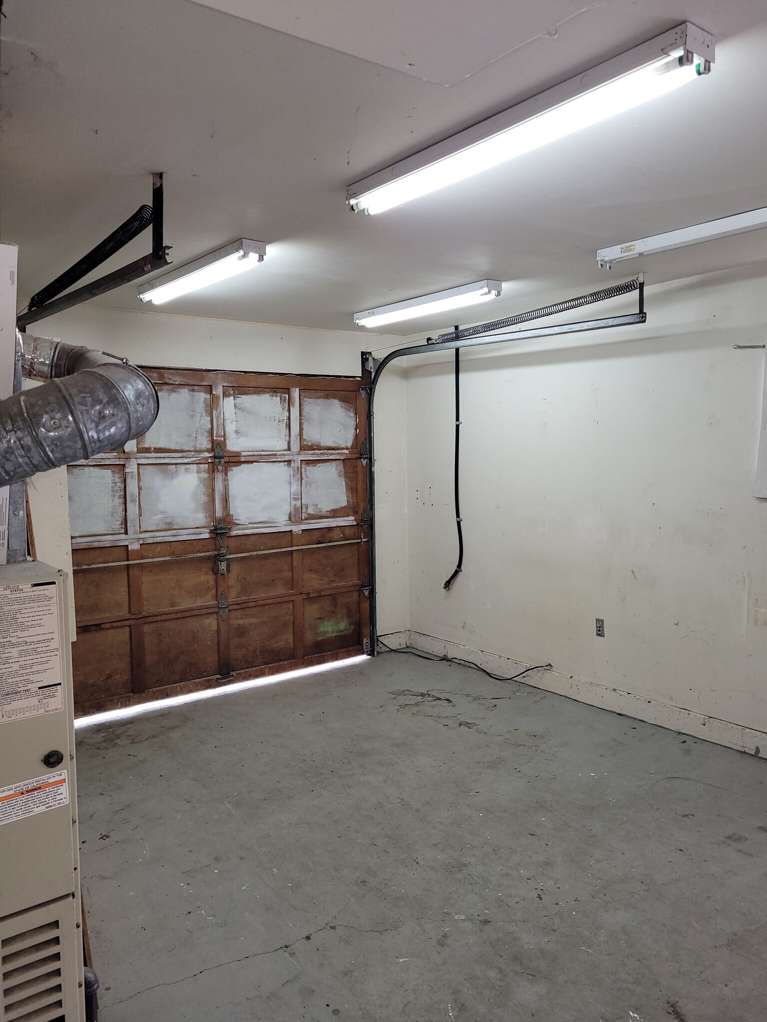 SINGLE CAR GARAGE - 5955 SW 179th Ave