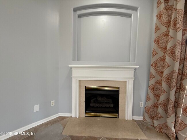 Building Photo - 12205 Madison Creek Dr