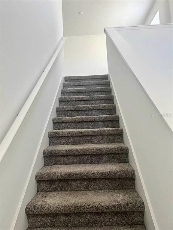 Building Photo - 5554 Braken Fern Wy