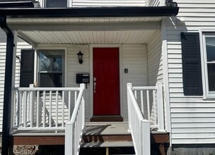 Building Photo - 14 Winter St