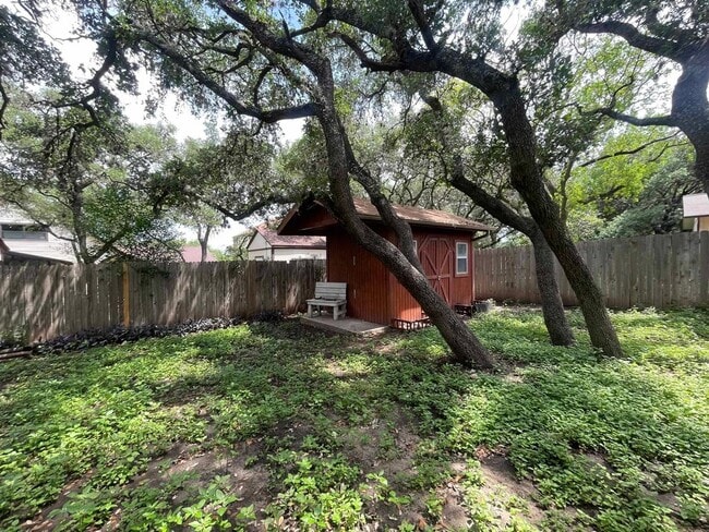 Building Photo - 8510 Timberwilde Dr