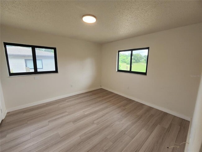 Building Photo - 1234 Triangle Dr