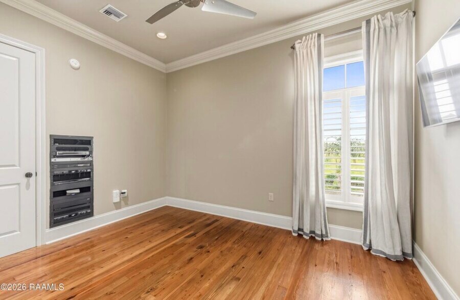 Building Photo - 401 Torrenova Cir