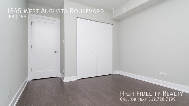 Building Photo - 1845 W Augusta Blvd