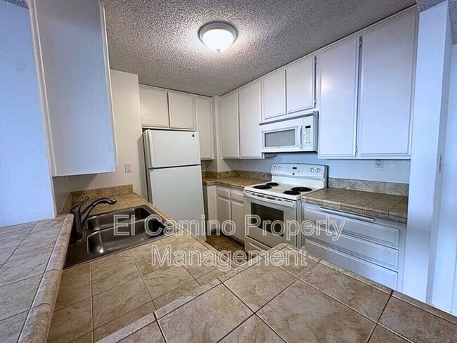 Building Photo - 1750 E Ocean Blvd
