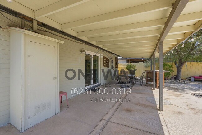 Building Photo - 1239 W Elna Rae St