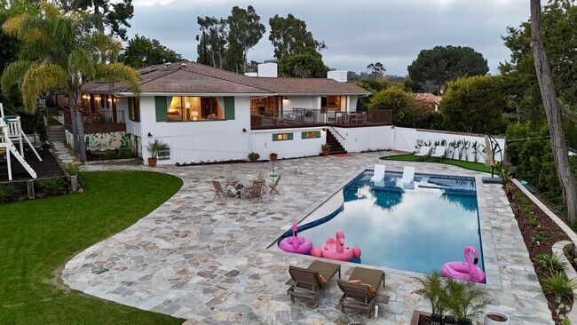 Building Photo - 6026 La Granada